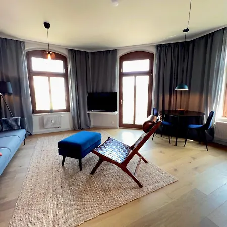 Chic And Calm With Balcony In Gorgeous Kassberg Chemnitz